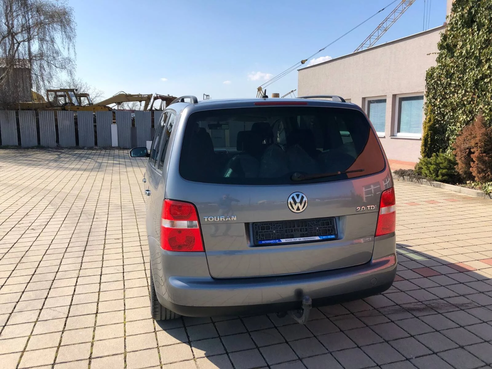 Touran  Volkswagen Slovensko