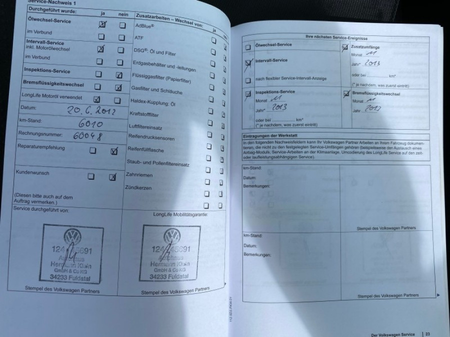 max-ac8e3b6a_service_book