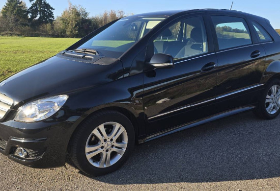 Mercedes Benz B 180 CDI automat 2011