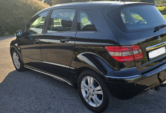 Mercedes Benz B 180 CDI automat 2011
