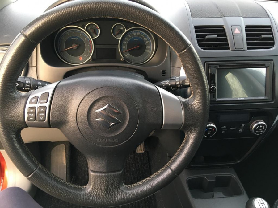 Suzuki SX4 1.6 Manuál 5st. 4x4 LIMITED + sezónne prezutie