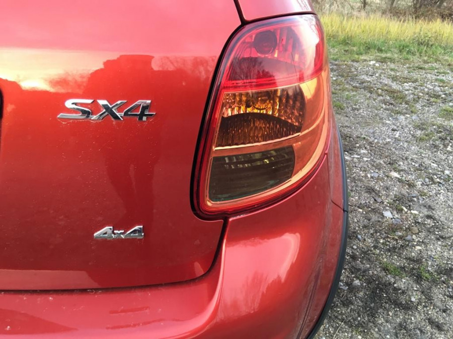 Suzuki SX4 1.6 Manuál 5st. 4x4 LIMITED + sezónne prezutie