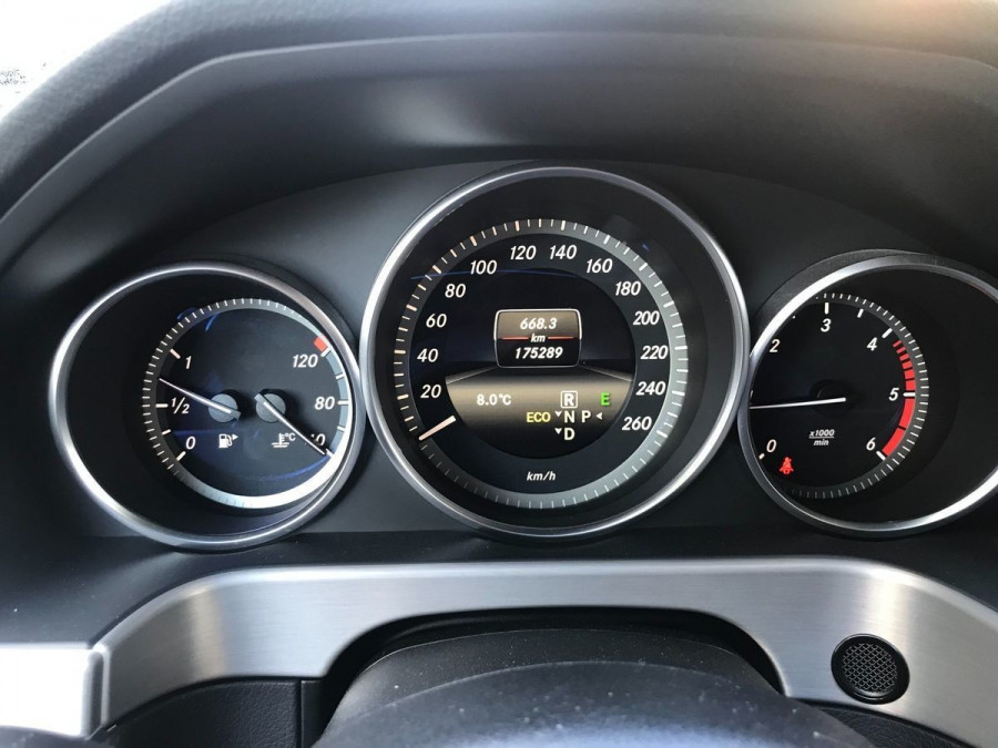 Mercedes Benz E 250CDI T Automat 4x4 AMG Optic Becker + sezónne prezutie