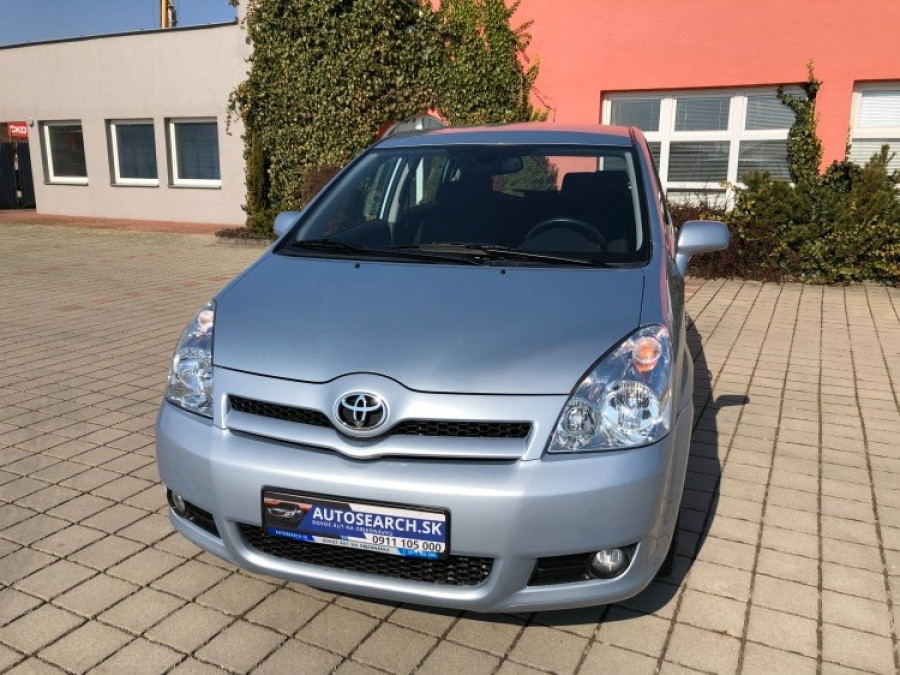 Toyota Corolla Verso 1.8VVT-i Automat • SOL• 1.majiteľ → 7-miest → sezónne prezutie