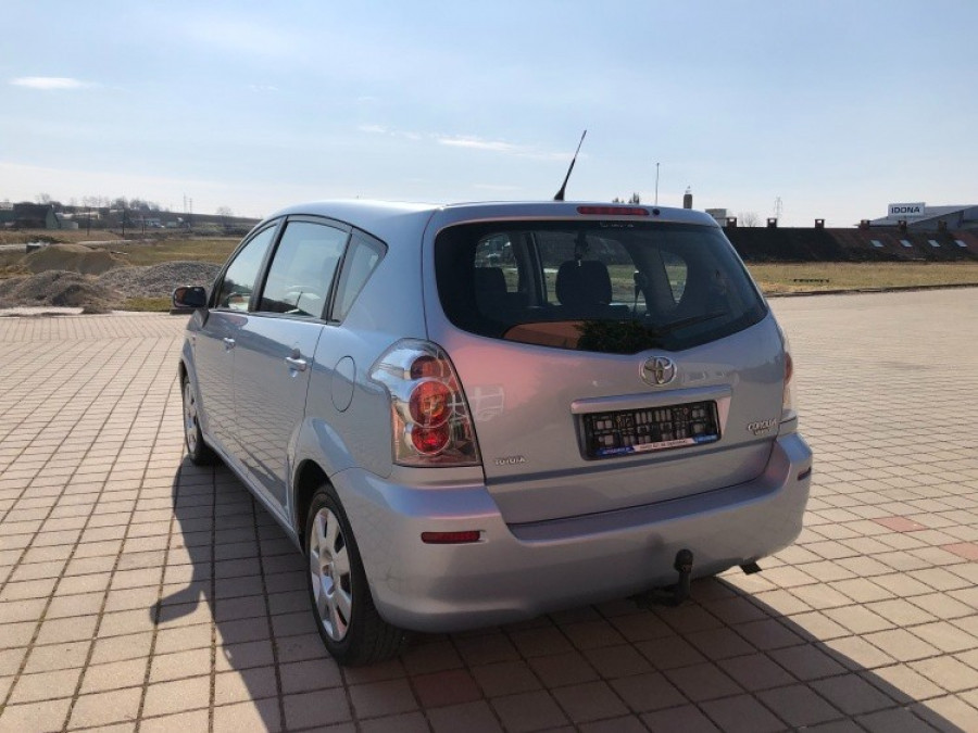 Toyota Corolla Verso 1.8VVT-i Automat • SOL• 1.majiteľ → 7-miest → sezónne prezutie