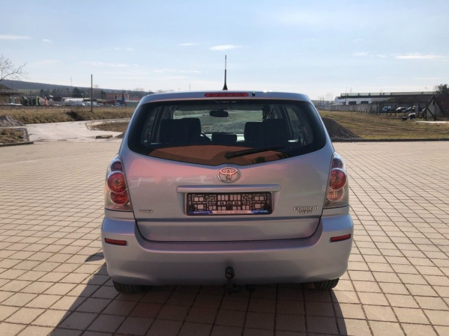 Toyota Corolla Verso 1.8VVT-i Automat • SOL• 1.majiteľ → 7-miest → sezónne prezutie
