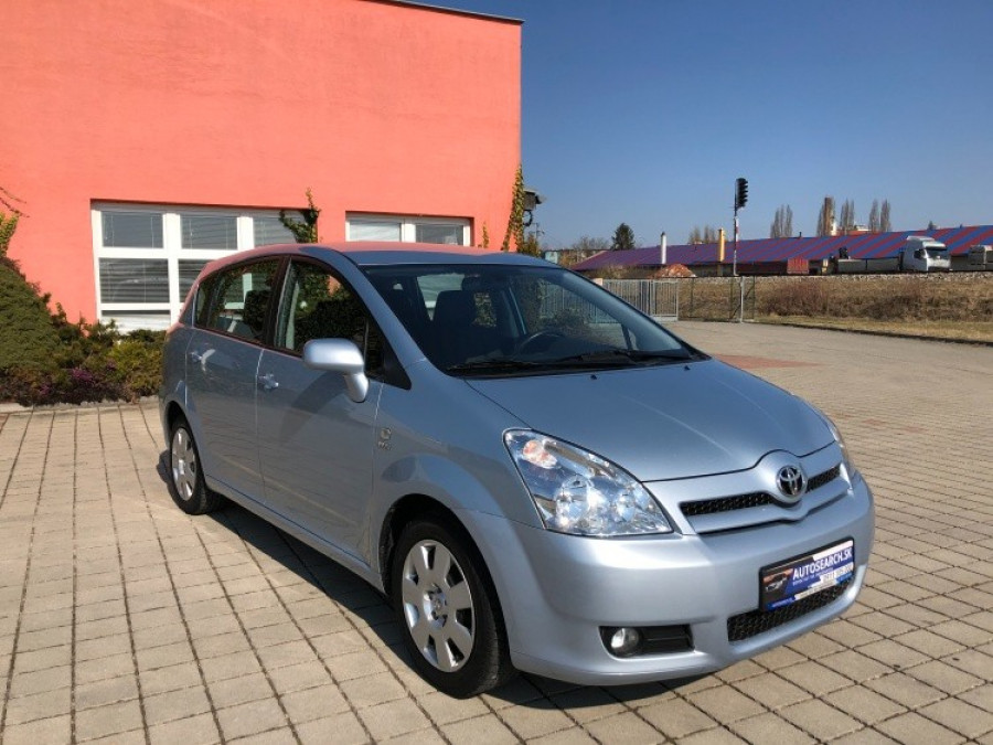 Toyota Corolla Verso 1.8VVT-i Automat • SOL• 1.majiteľ → 7-miest → sezónne prezutie