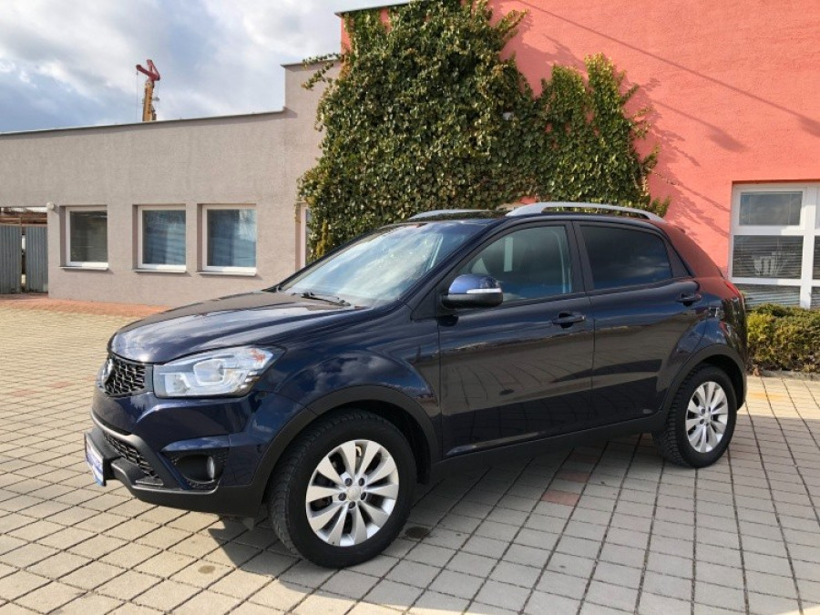 Ssangyong Korando 2.2TD Automat 4x4 • QUARTZ• Ťažné ► Navi 