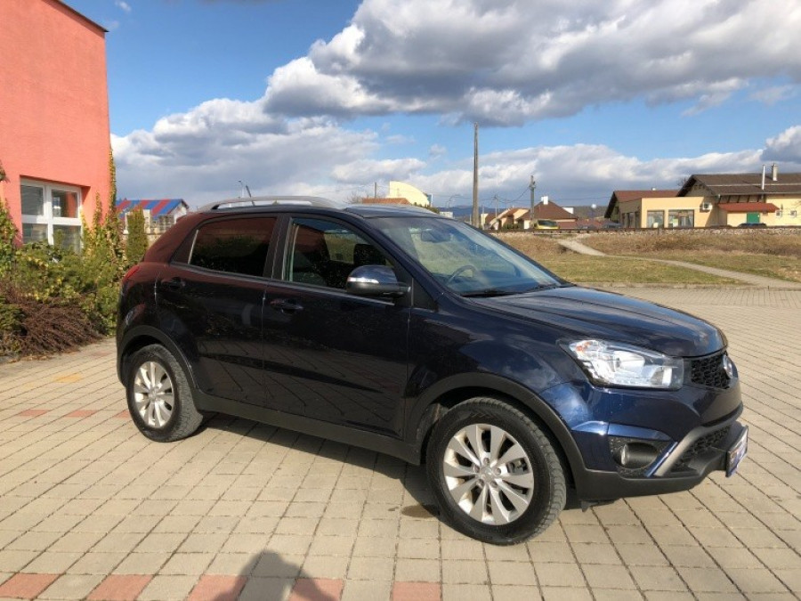 Ssangyong Korando 2.2TD Automat 4x4 • QUARTZ• Ťažné ► Navi 