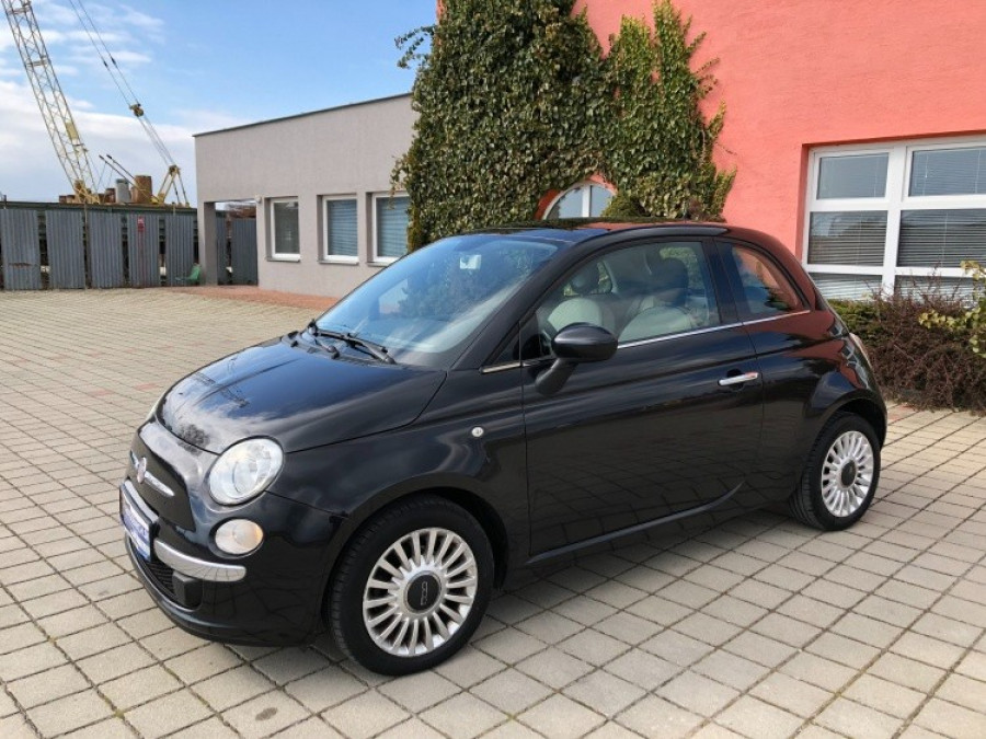 Fiat 500 0.9 Automat LOUNGE • Panoráma • 2011