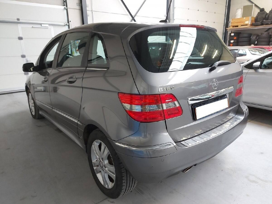 Mercedes Benz B 160 Automat •1.majiteľ• 2011 parkovací asistent