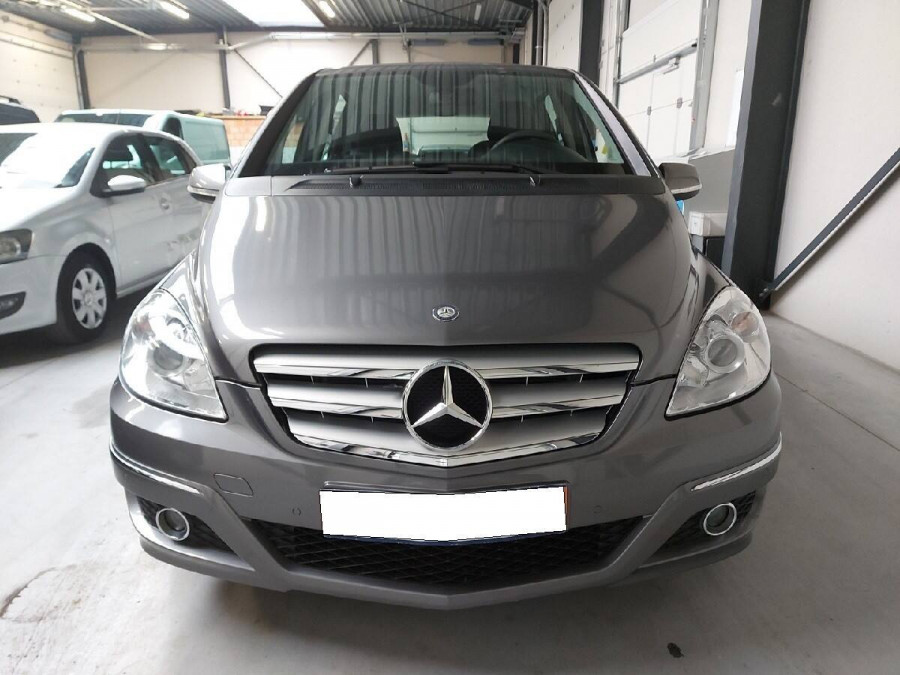 Mercedes Benz B 160 Automat •1.majiteľ• 2011 parkovací asistent