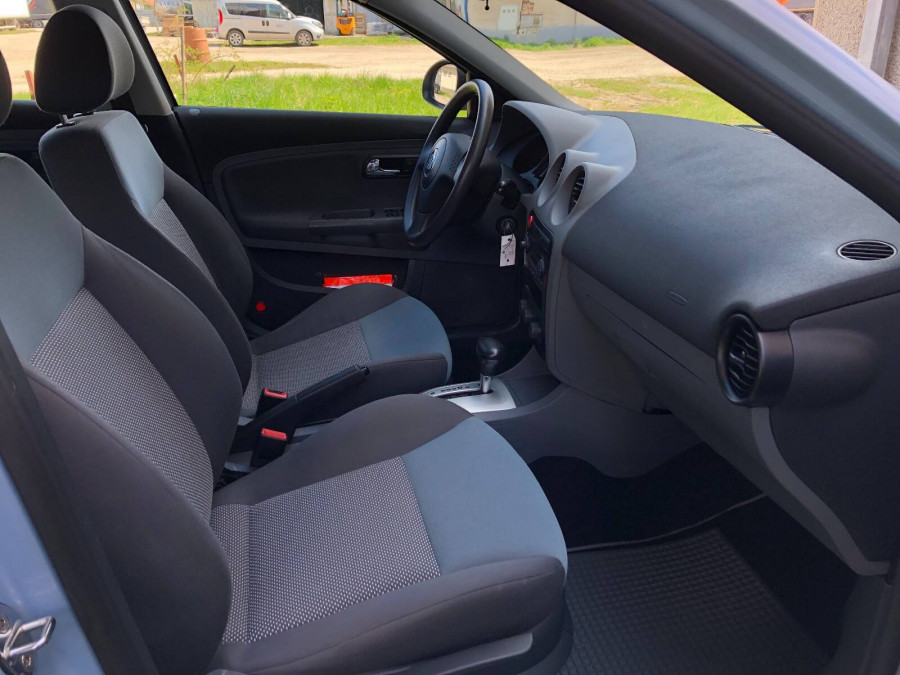 Seat Ibiza 1.6 Automat • STELLA•  Klimatizácia