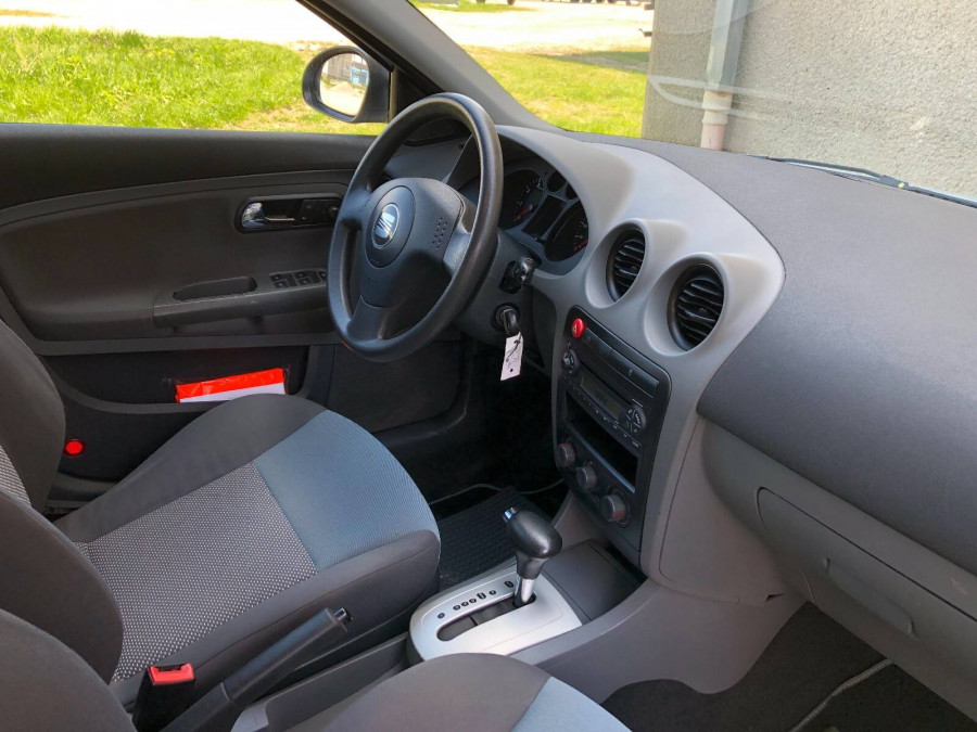 Seat Ibiza 1.6 Automat • STELLA•  Klimatizácia