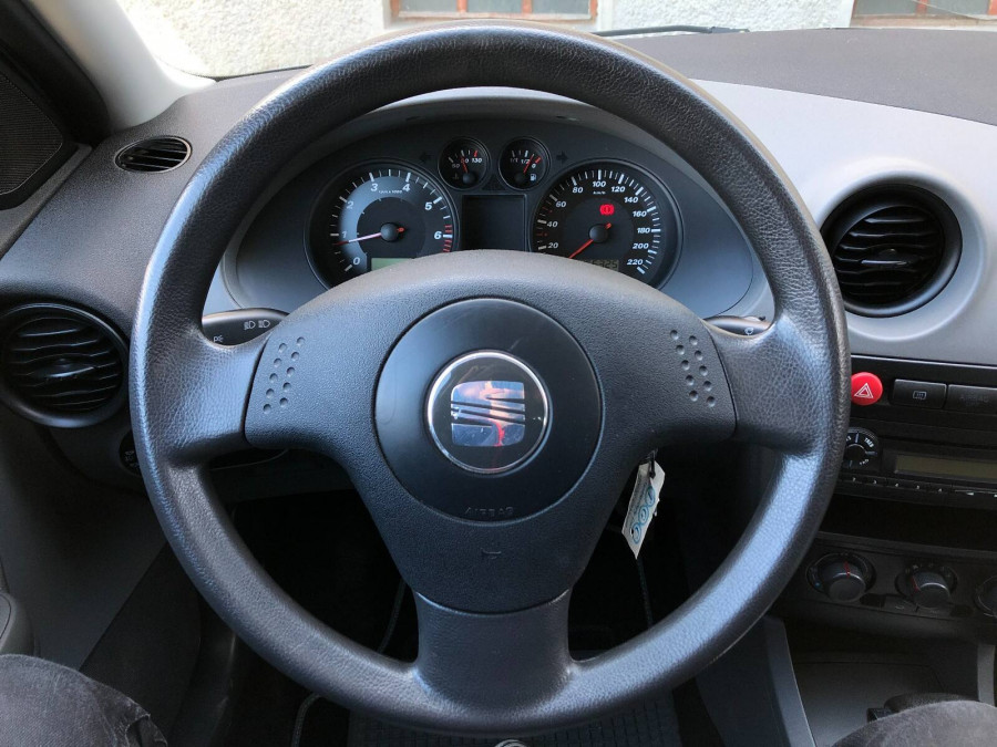 Seat Ibiza 1.6 Automat • STELLA•  Klimatizácia