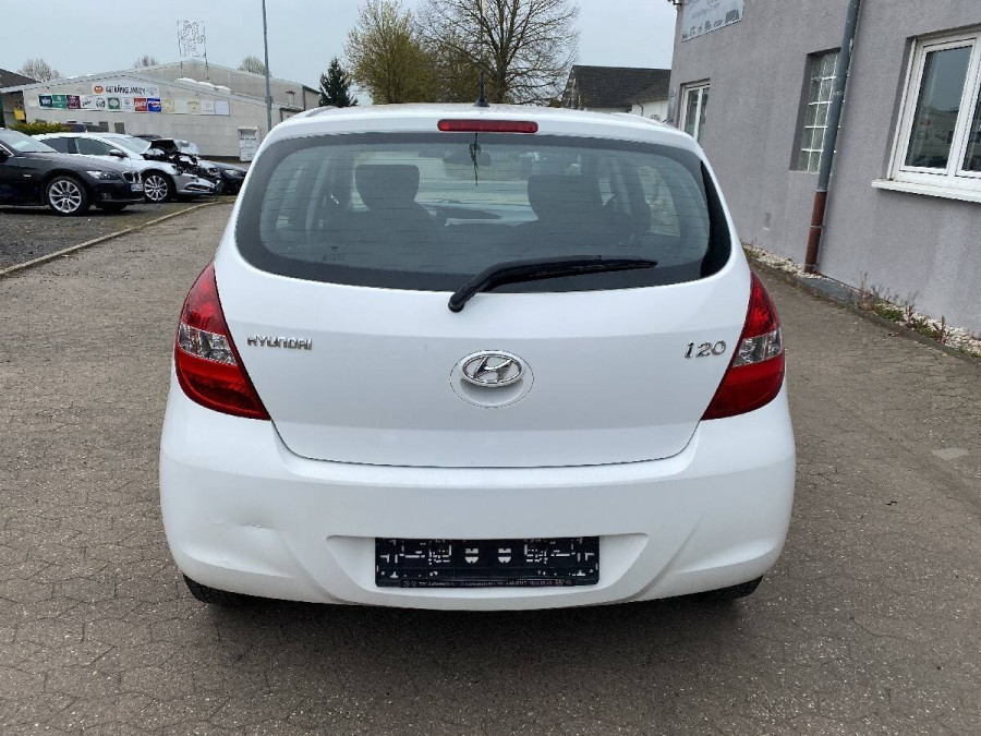 Hyundai i20 1.4 Automat Comfort 2010