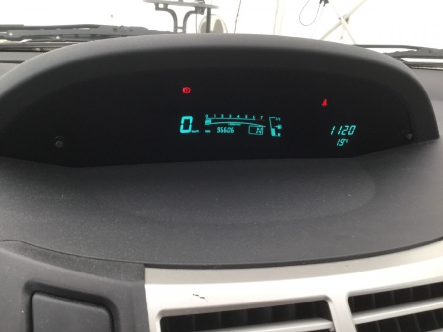 Toyota Yaris 1.3 VVT-i Automat • SOL•  sezónne prezutie 