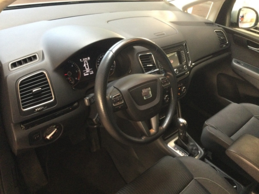 Seat Alhambra 2.0 TDI DSG •STYLE• 7 miest Panoráma → sezónne prezutie