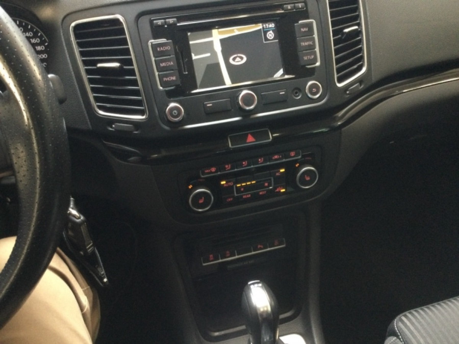 Seat Alhambra 2.0 TDI DSG •STYLE• 7 miest Panoráma → sezónne prezutie