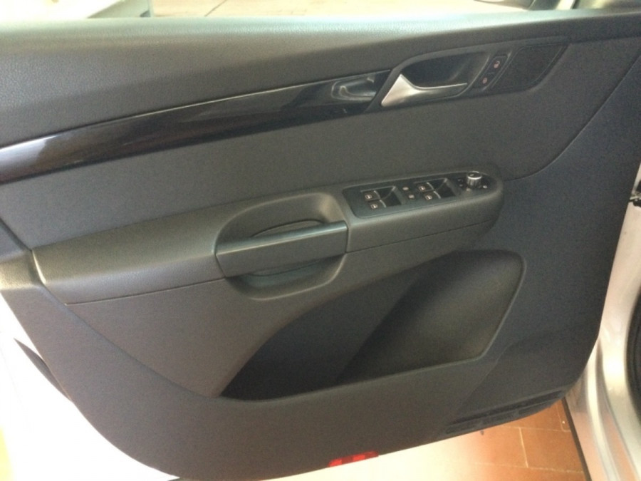 Seat Alhambra 2.0 TDI DSG •STYLE• 7 miest Panoráma → sezónne prezutie