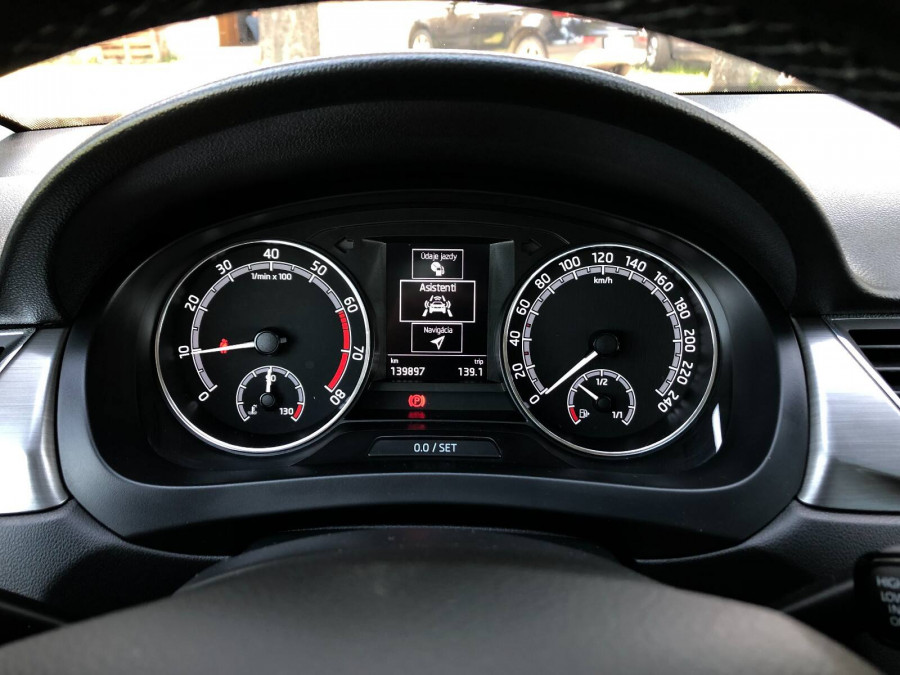 Škoda Rapid Spaceback 1.0TSi DSG Ambition KESSY Panoráma 2018 1.majiteľ