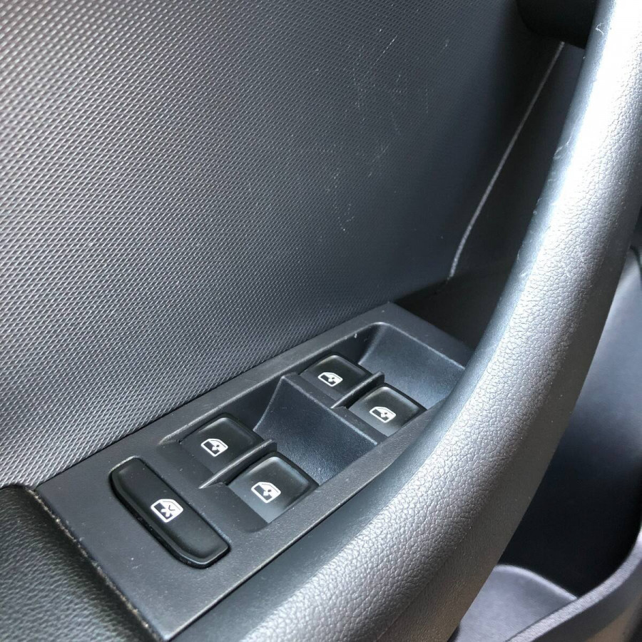 Škoda Rapid Spaceback 1.0TSi DSG Ambition KESSY Panoráma 2018 1.majiteľ