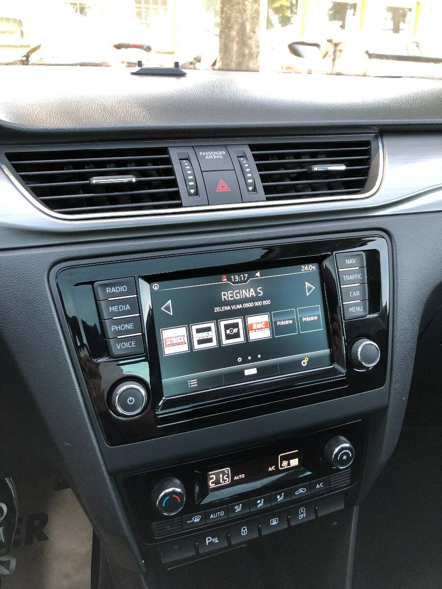 Škoda Rapid Spaceback 1.0TSi DSG Ambition KESSY Panoráma 2018 1.majiteľ