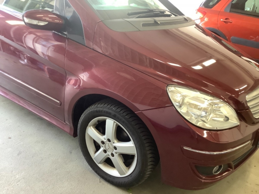 Mercedes Benz B 200 Automat •SPORT• 2007 BI-xenón → cúvacie senzory