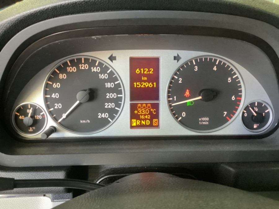 Mercedes Benz B 200 Automat •SPORT• 2007 BI-xenón → cúvacie senzory