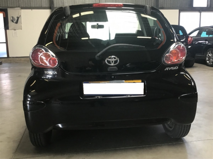 Toyota Aygo 1.0 Automat COOL 1.majiteľ + sezónne prezutie 