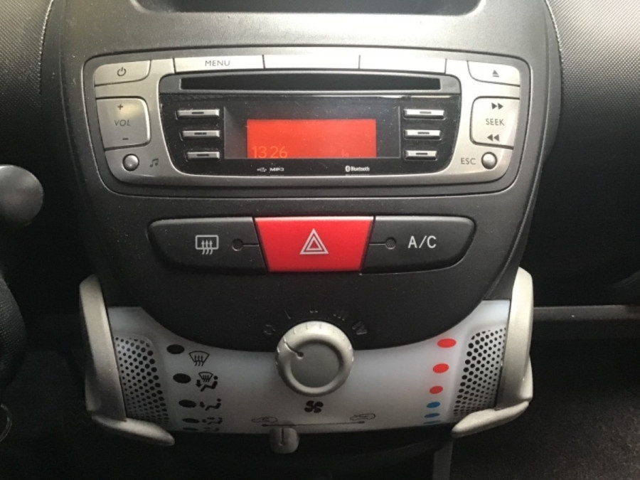 Toyota Aygo 1.0 Automat COOL 1.majiteľ + sezónne prezutie 