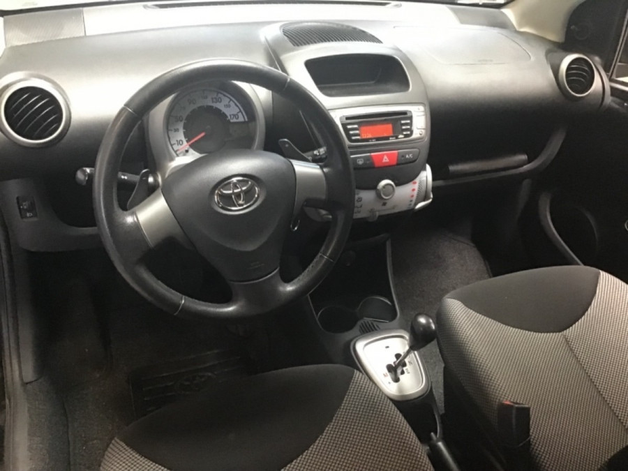 Toyota Aygo 1.0 Automat COOL 1.majiteľ + sezónne prezutie 