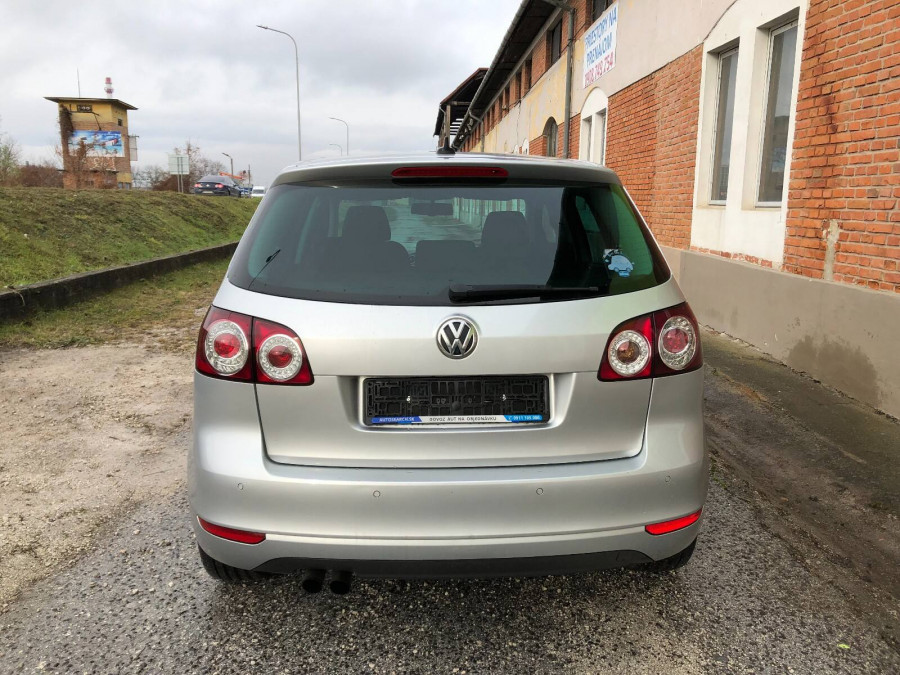 Volkswagen Golf Plus 2.0TDI DSG HIGHLINE 2011 + Sezónne prezutie
