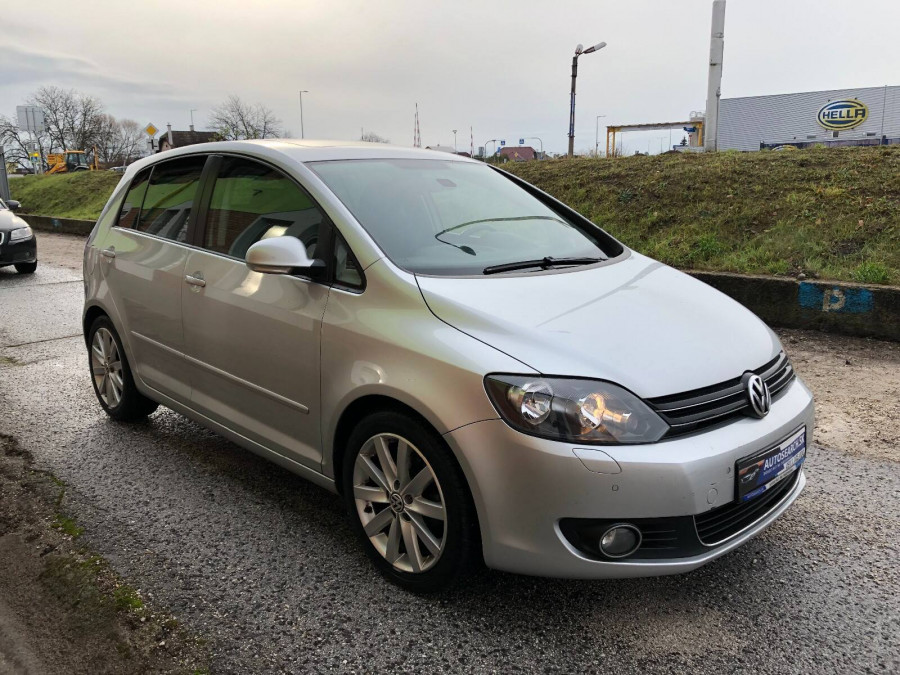 Volkswagen Golf Plus 2.0TDI DSG HIGHLINE 2011 + Sezónne prezutie