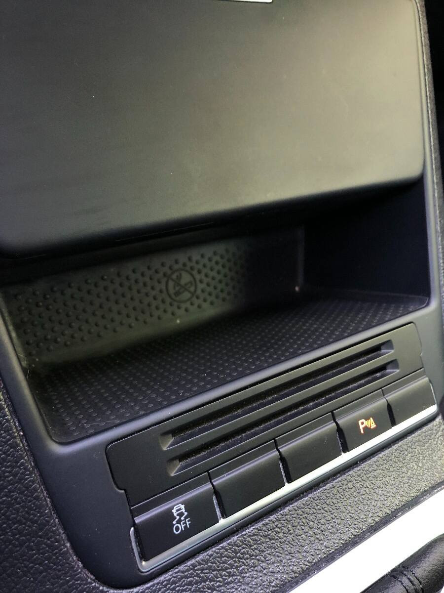 Volkswagen Golf Plus 2.0TDI DSG HIGHLINE 2011 + Sezónne prezutie