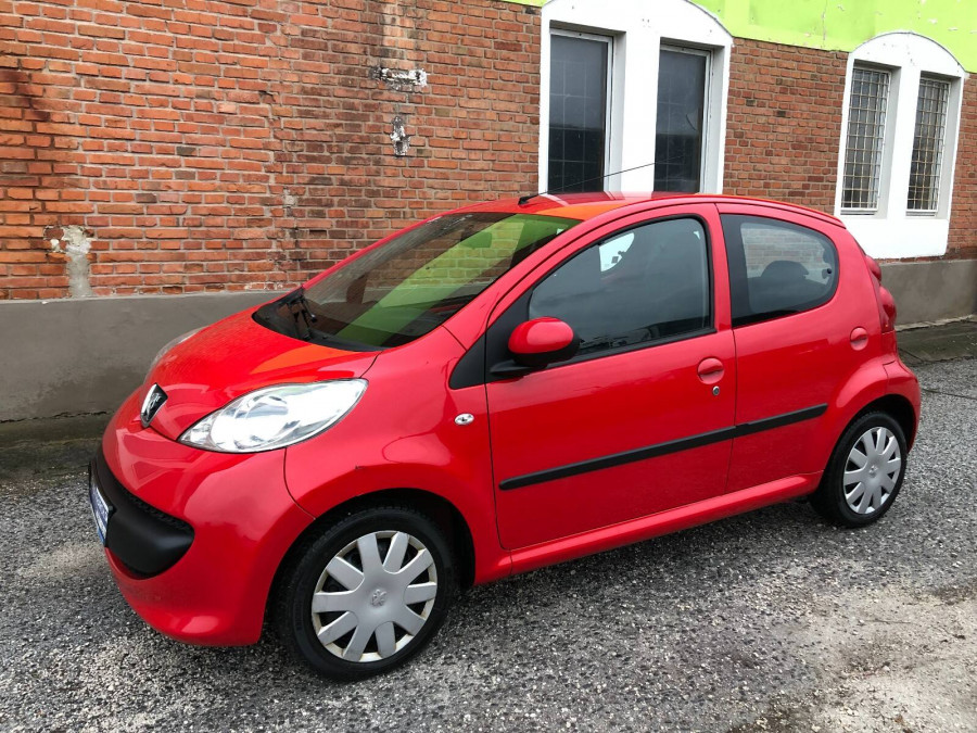 Peugeot 107 1.0 Automat URBAN 1.majiteľ + sezónne prezutie