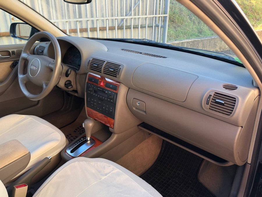 Audi A3 1.6 Automat AMBIENTE 2003